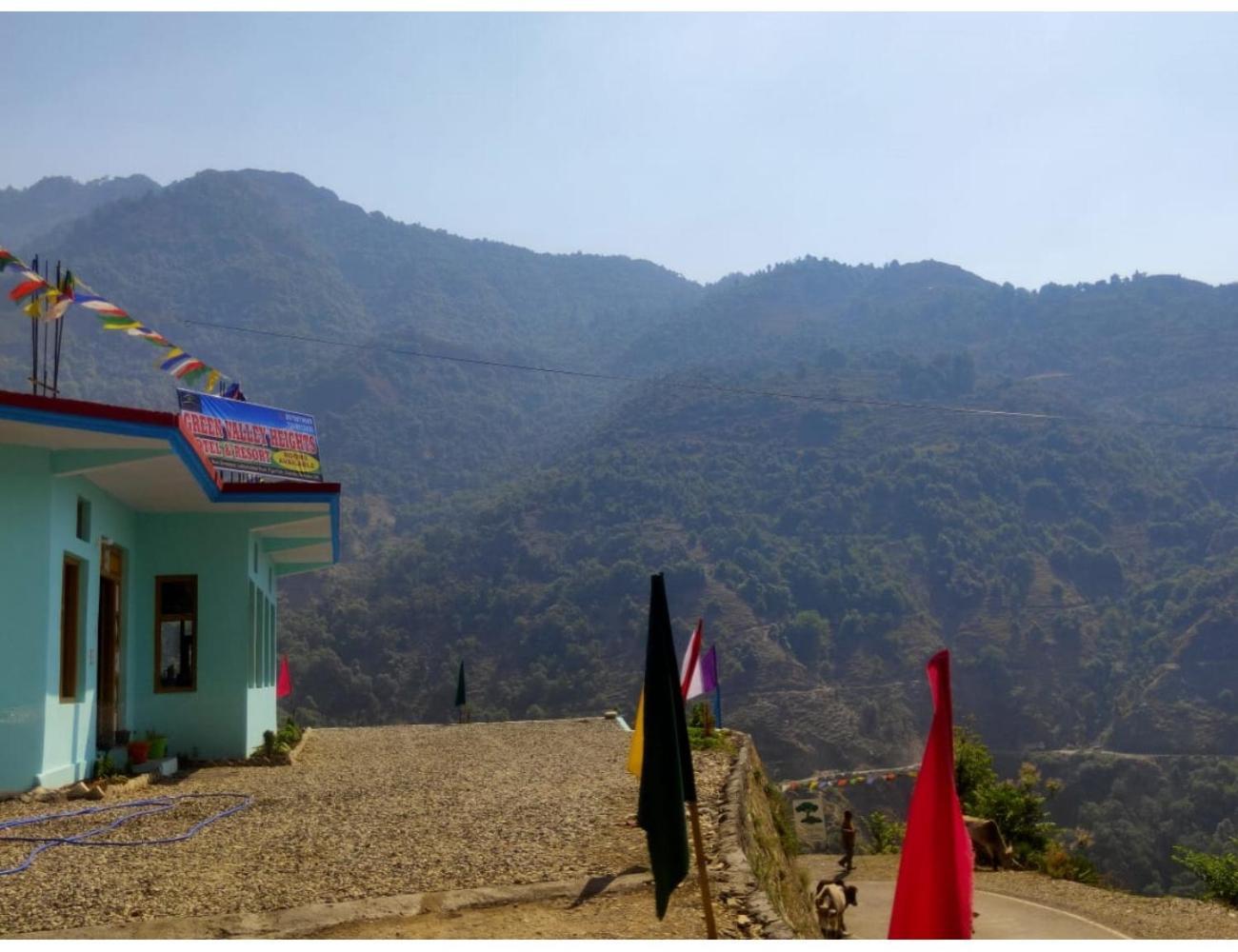 Green Valley Heights Hotel & Resort, Chakrata Zewnętrze zdjęcie